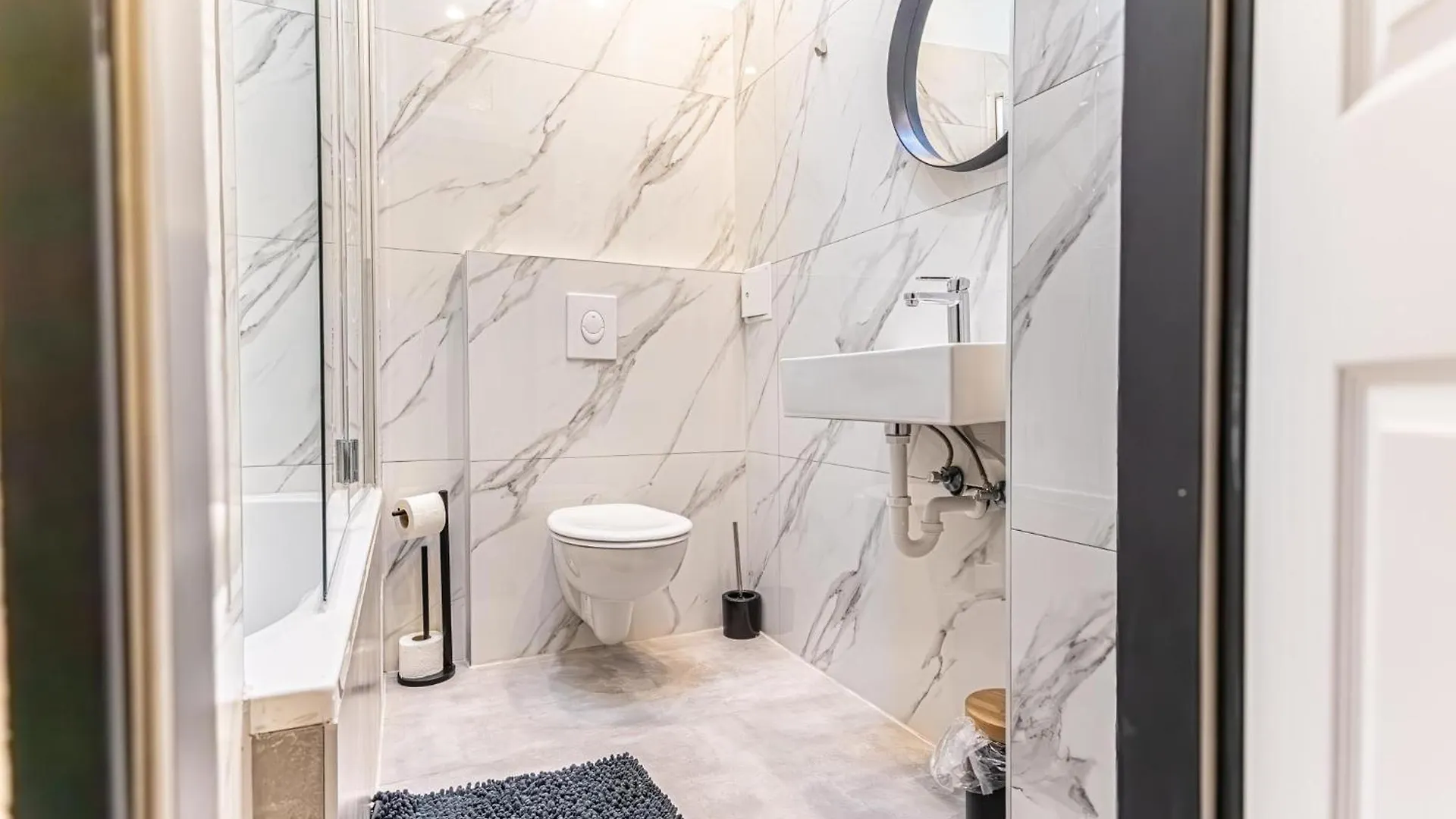 Tranquil 1Br Apartment Near The Heart Of Viena
